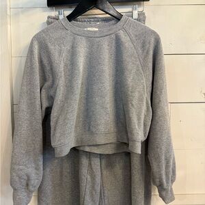 Gray Women's Sweater Set (ZSupply)